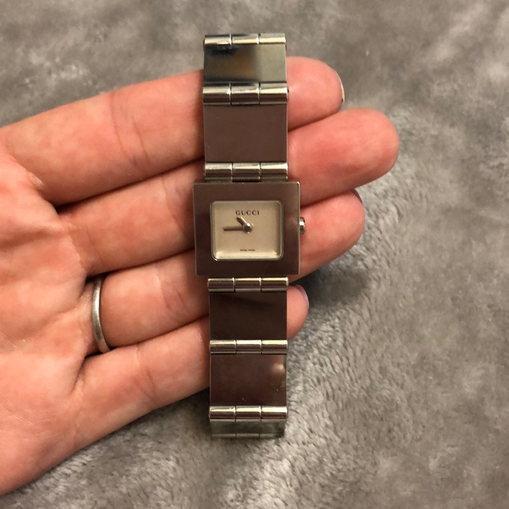 Gucci watch